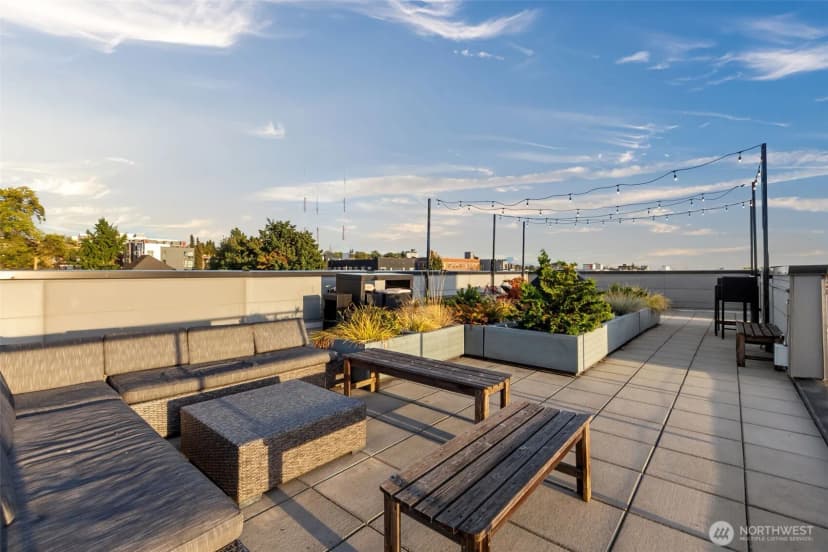 Property photo for 121 12th Avenue E #506, Seattle photo 23