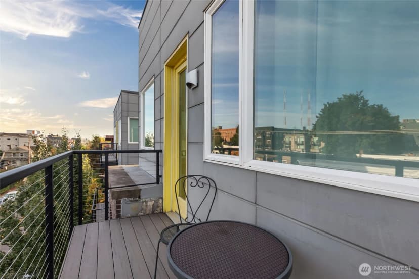 Property photo for 121 12th Avenue E #506, Seattle photo 18