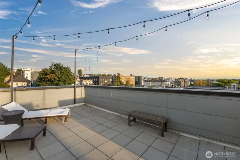 Property photo for 121 12th Avenue E #506, Seattle photo 20