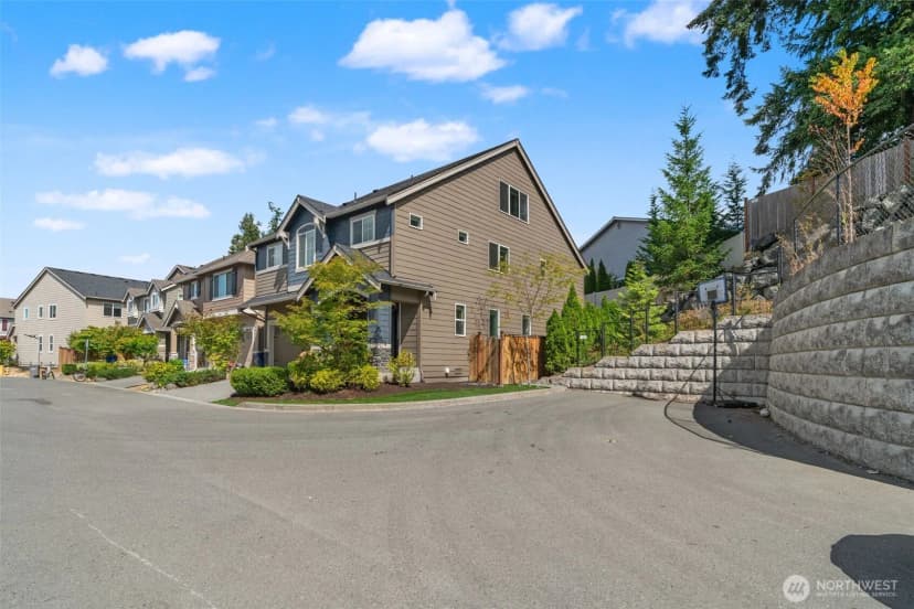 Property photo for 1415 192nd Place Se, Bothell photo 3