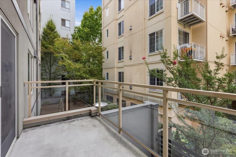 Property photo for 11011 Ne 12th Street #202, Bellevue photo 23