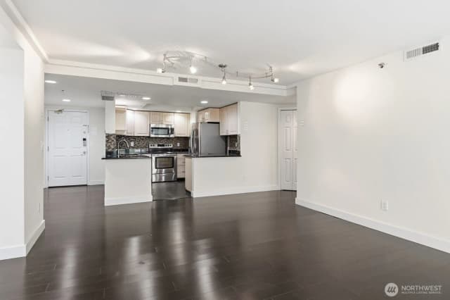 Property photo for 11011 Ne 12th Street #202, Bellevue photo 5