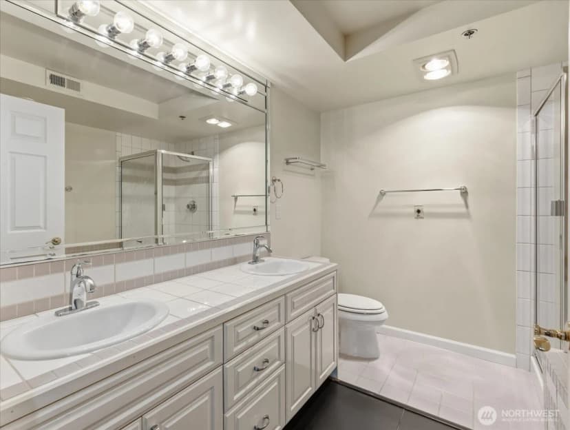 Property photo for 11011 Ne 12th Street #202, Bellevue photo 14