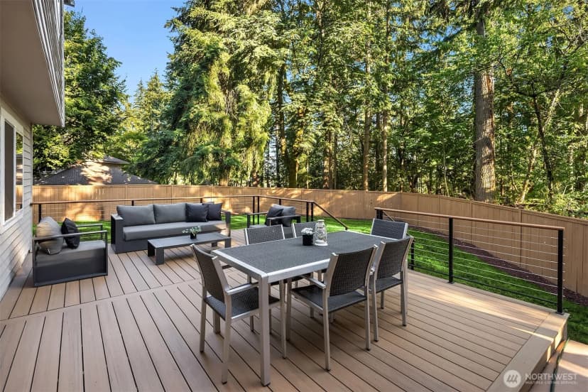 Property photo for 21229 Ne 14th Place, Sammamish photo 15