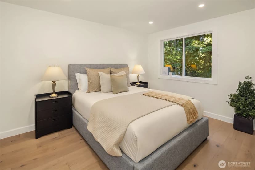 Property photo for 21229 Ne 14th Place, Sammamish photo 25