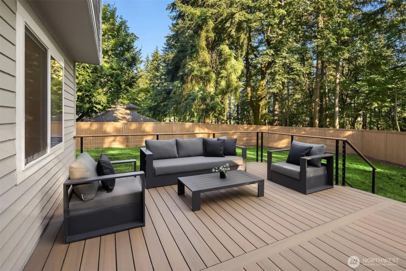 Property photo for 21229 Ne 14th Place, Sammamish photo 14