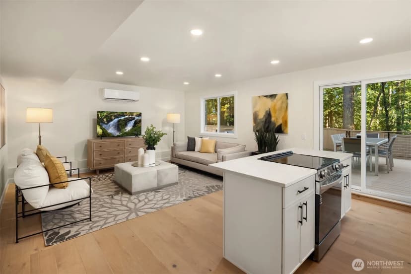 Property photo for 21229 Ne 14th Place, Sammamish photo 27
