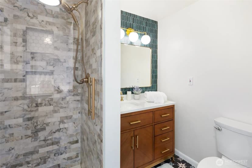 Property photo for 2327 N 140th Street, Seattle photo 21
