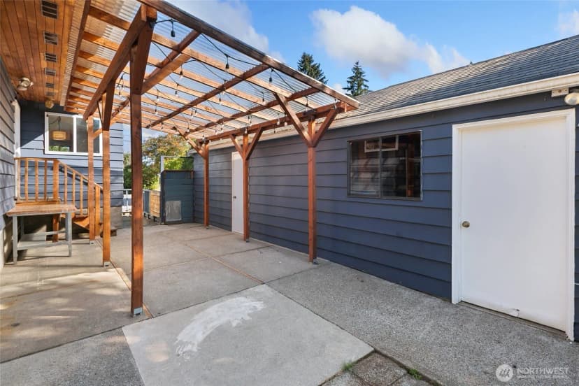 Property photo for 2327 N 140th Street, Seattle photo 34