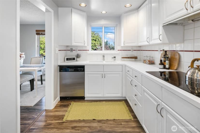 Property photo for 2327 N 140th Street, Seattle photo 11