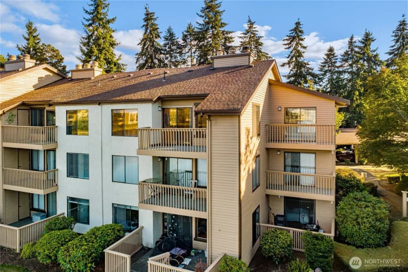Property photo for 1018 S 312th Street #531, Federal Way photo 2