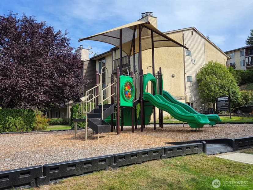 Property photo for 14509 127th Lane Ne #n-39, Kirkland photo 18