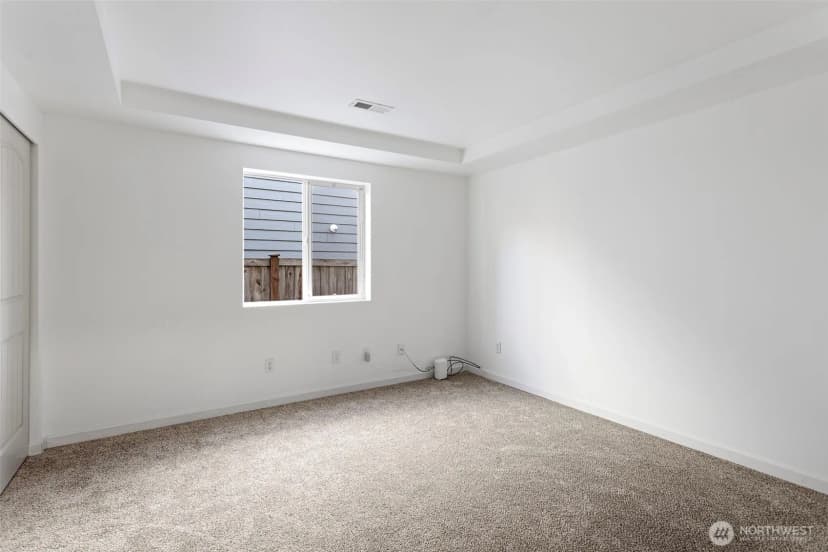 Property photo for 26921 35th Place S, Kent photo 22