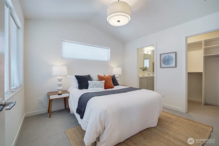 Property photo for 8319 25th Avenue Nw, Seattle photo 17