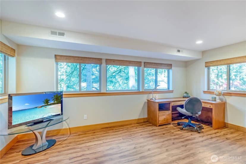 Property photo for 1 Rosebud Place, Bellingham photo 32