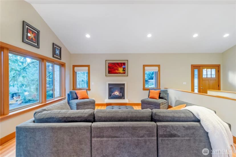 Property photo for 1 Rosebud Place, Bellingham photo 5