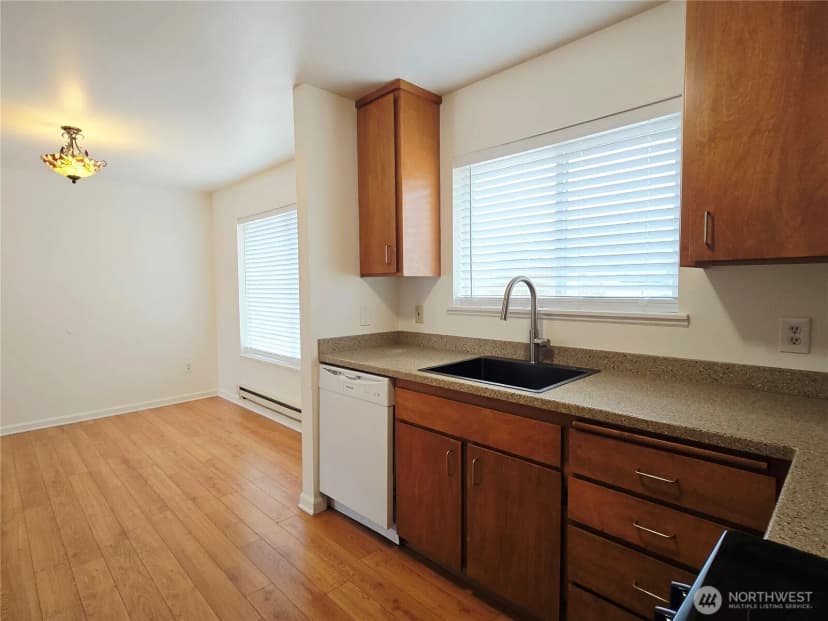 Property photo for 411 W Salal Place, Sequim photo 7