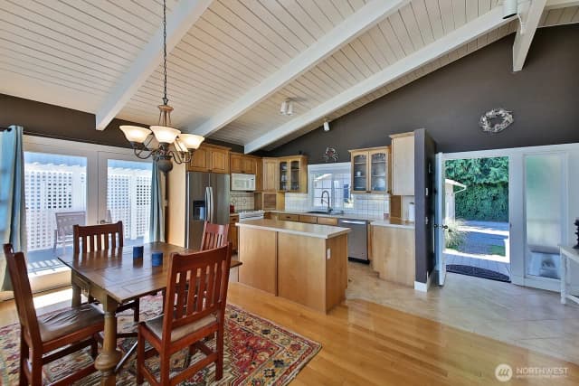 Property photo for 3761 Bells Lane, Langley photo 5
