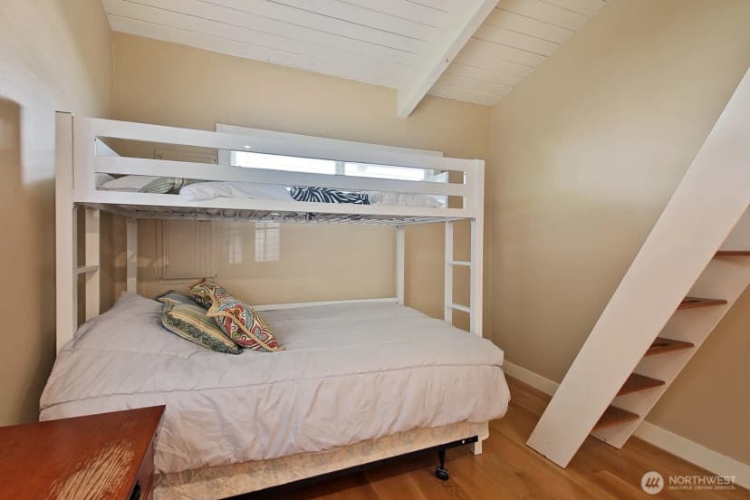 Property photo for 3761 Bells Lane, Langley photo 16
