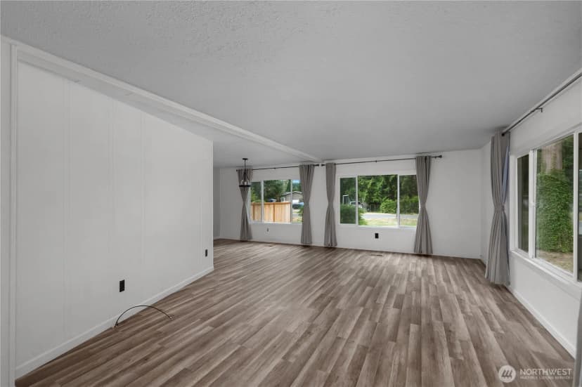 Property photo for 17107 Snowbell Court Se, Yelm photo 7