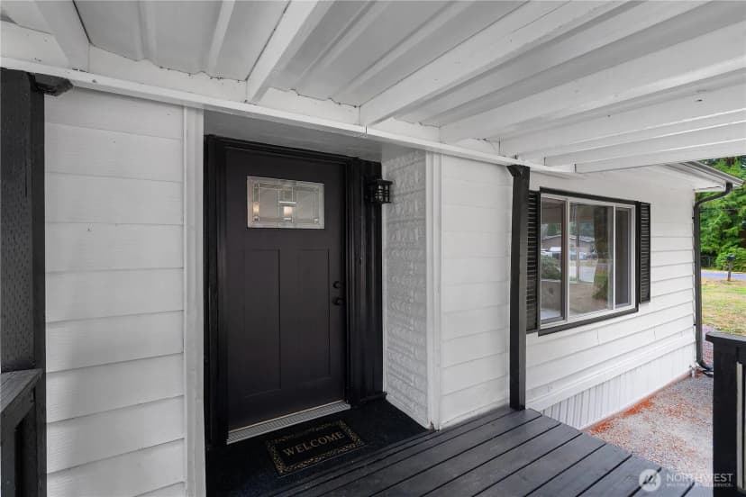 Property photo for 17107 Snowbell Court Se, Yelm photo 3