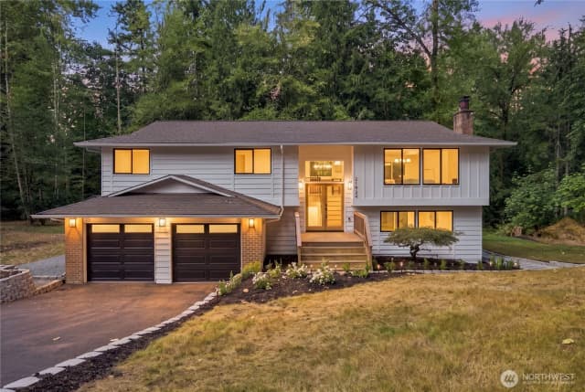 Property photo for 21924 Ne 164th St, Woodinville