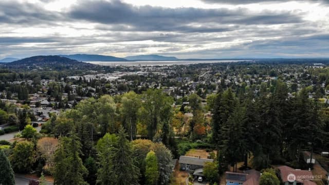 Property photo for 2604 Vining Place, Bellingham photo 4