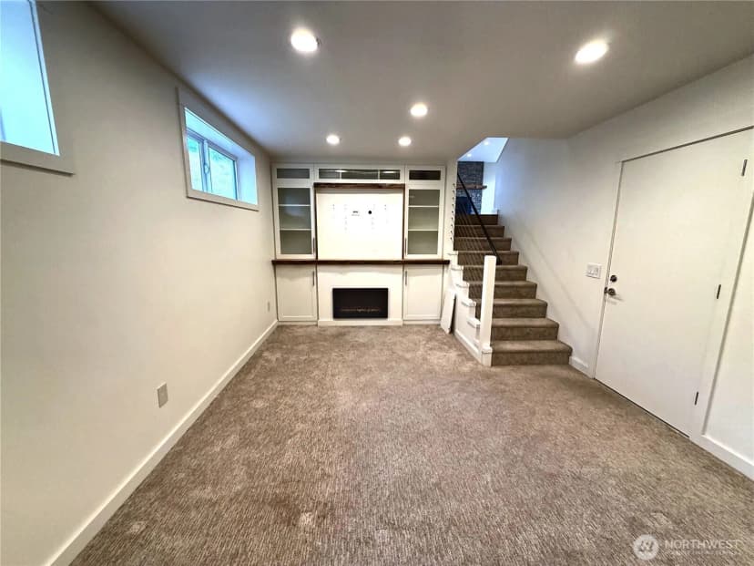 Property photo for 2604 Vining Place, Bellingham photo 26