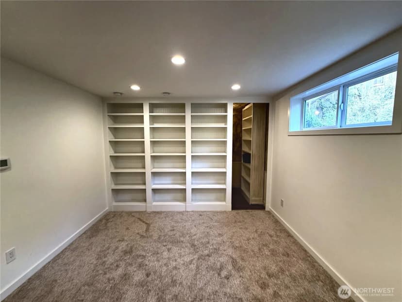 Property photo for 2604 Vining Place, Bellingham photo 20