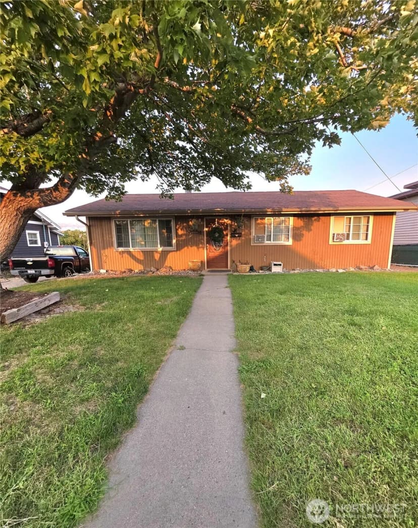 Property photo for 819 Walker Avenue, Wenatchee