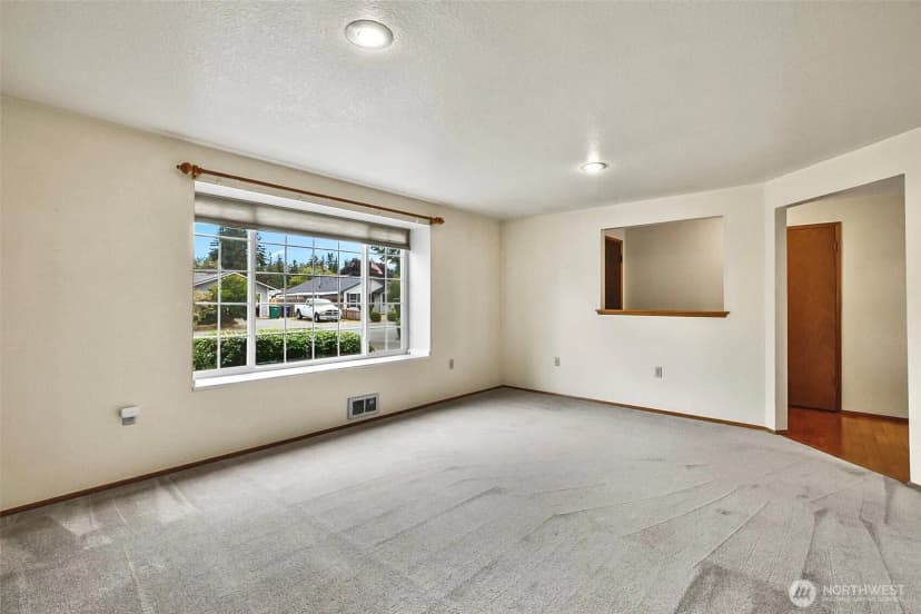 Property photo for 5306 119th Place Ne, Marysville photo 12