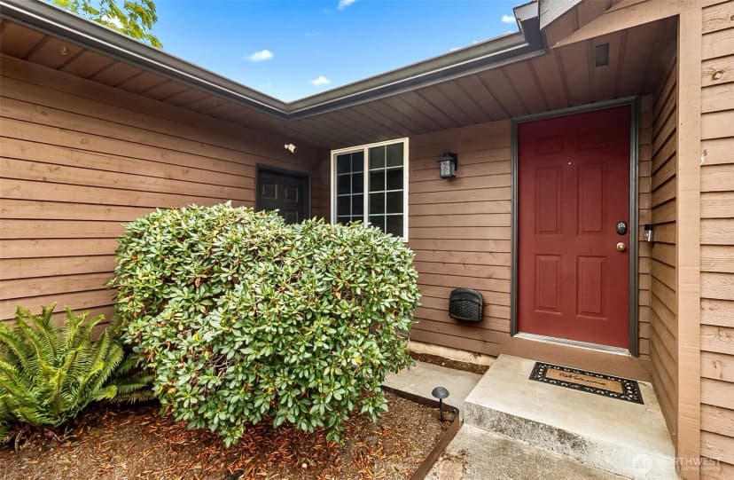 Property photo for 5306 119th Place Ne, Marysville photo 7
