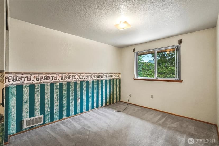 Property photo for 5306 119th Place Ne, Marysville photo 15