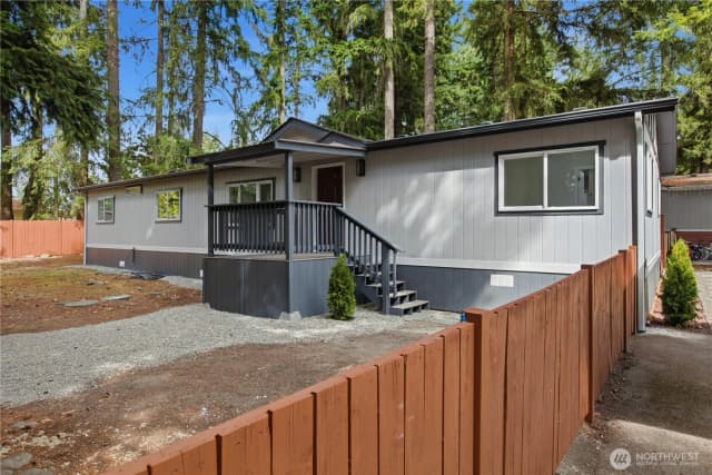 Property photo for 13517 203rd Street E #103, Graham photo 3