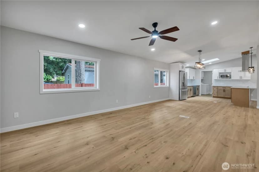 Property photo for 13517 203rd Street E #103, Graham photo 16