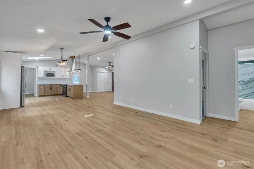 Property photo for 13517 203rd Street E #103, Graham photo 17