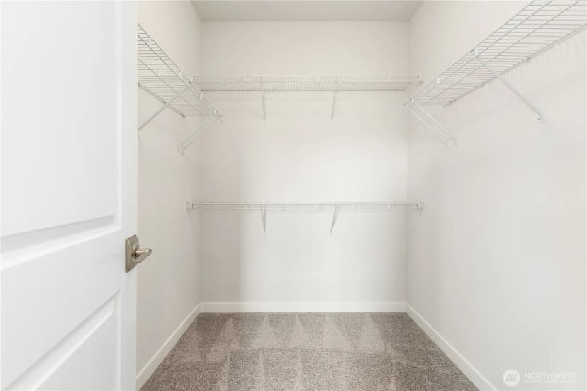 Property photo for 1429 8th Avenue Ne #8, Issaquah photo 17