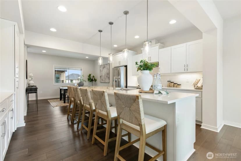 Property photo for 1429 8th Avenue Ne #8, Issaquah photo 8