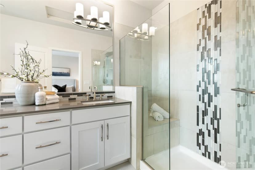 Property photo for 1429 8th Avenue Ne #8, Issaquah photo 19