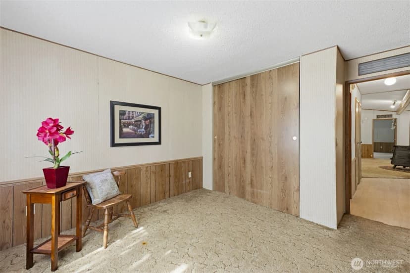 Property photo for 35505 37th Avenue S, Roy photo 9