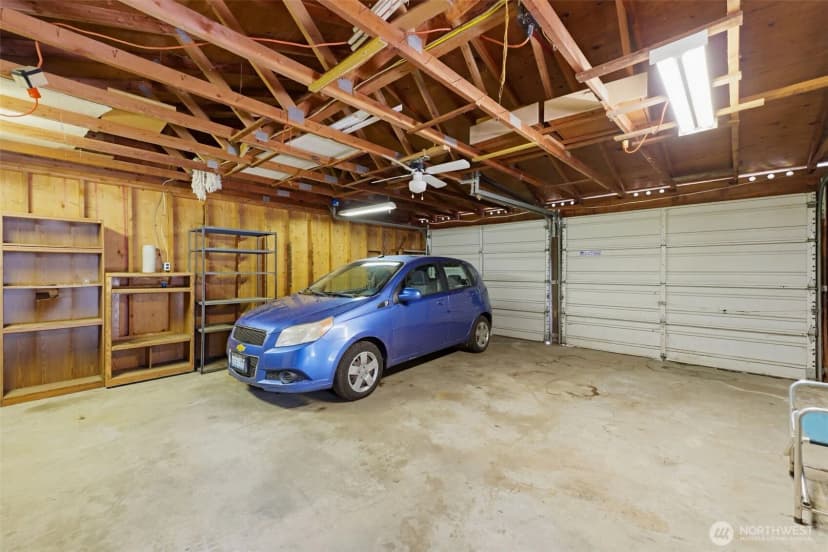 Property photo for 35505 37th Avenue S, Roy photo 24