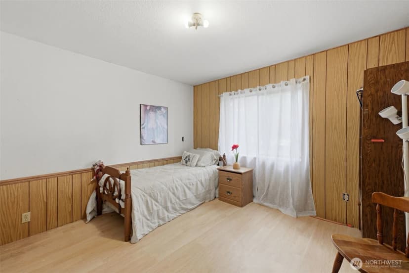 Property photo for 35505 37th Avenue S, Roy photo 18