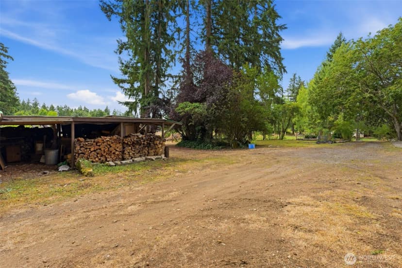 Property photo for 35505 37th Avenue S, Roy photo 28