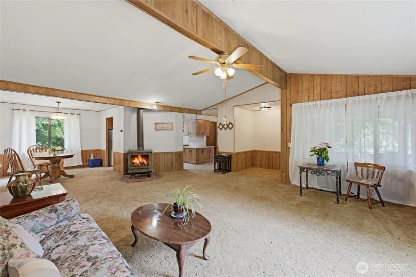 Property photo for 35505 37th Avenue S, Roy photo 6