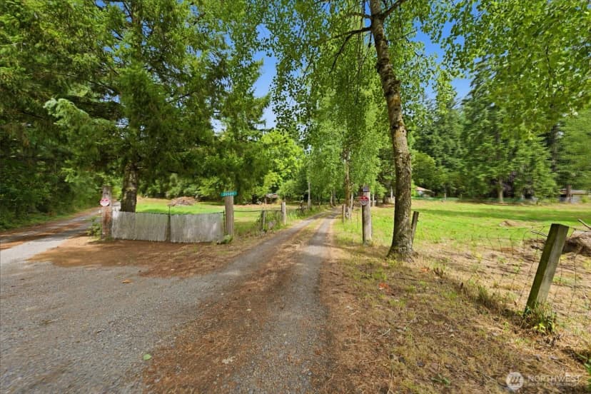 Property photo for 35505 37th Avenue S, Roy photo 33