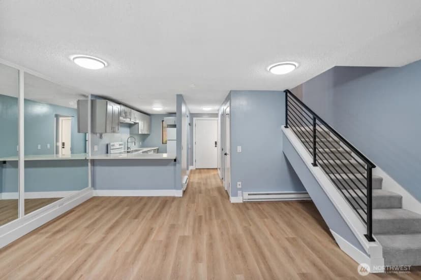 Property photo for 13702 37th Avenue S #51, Tukwila photo 6
