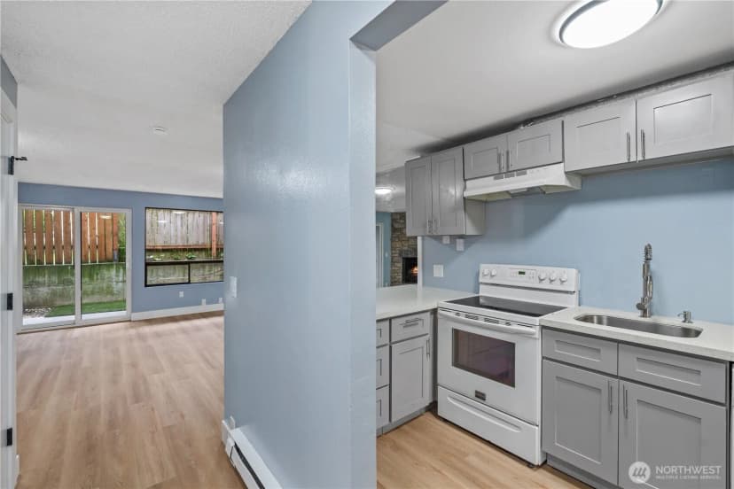 Property photo for 13702 37th Avenue S #51, Tukwila photo 8