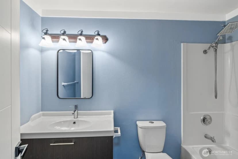 Property photo for 13702 37th Avenue S #51, Tukwila photo 14
