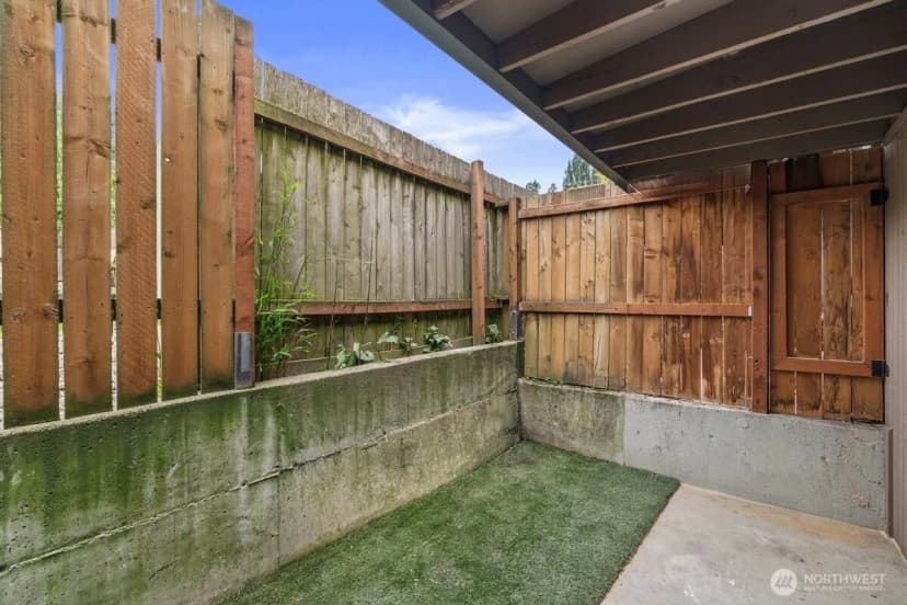 Property photo for 13702 37th Avenue S #51, Tukwila photo 16