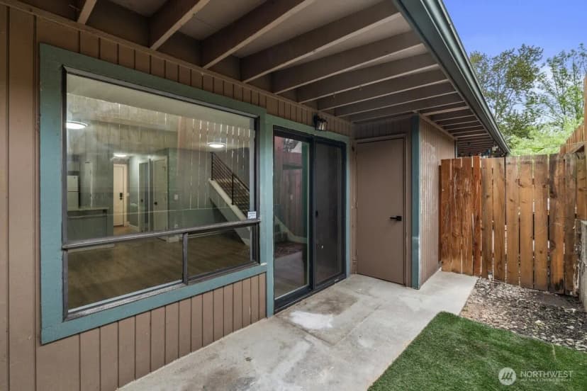 Property photo for 13702 37th Avenue S #51, Tukwila photo 18